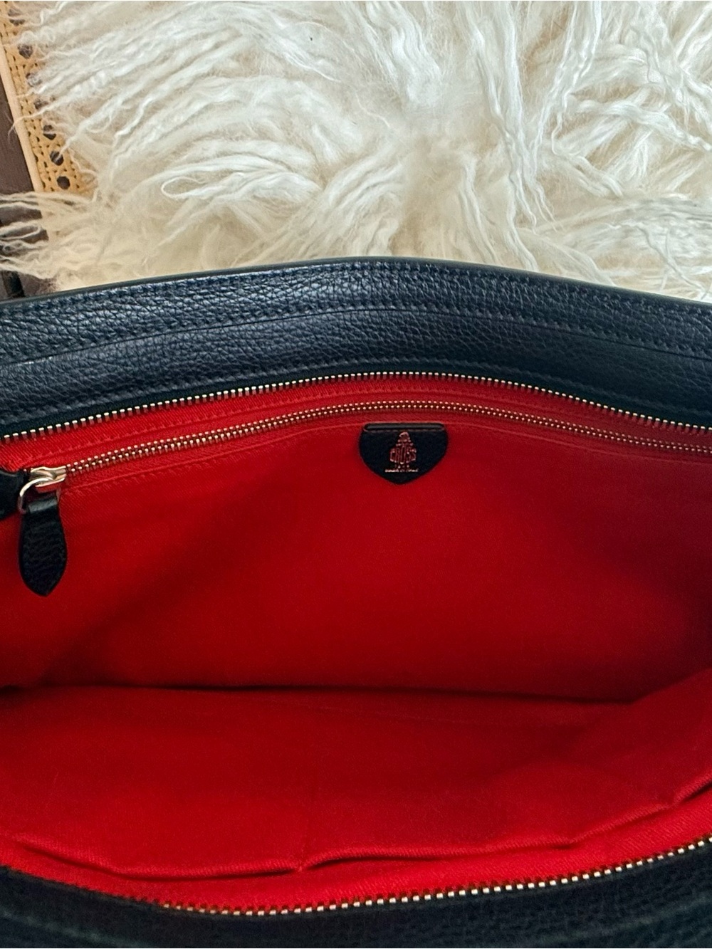 Never used - Mark Cross Black Tumbled (Pebbled) Leather Bag with Shoulder Strap - Picture 6 of 7